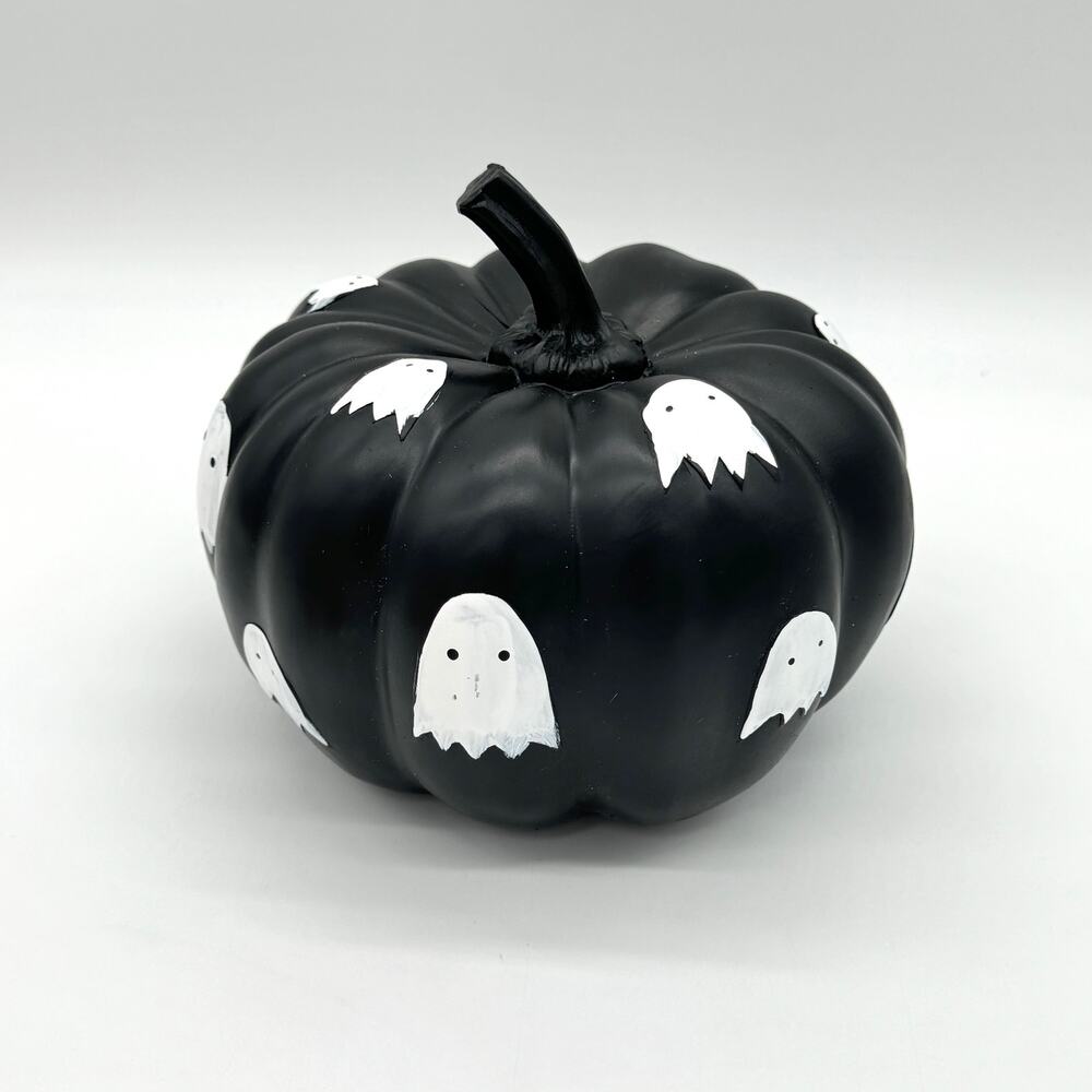 Black & White Halloween Ghost Pumpkin Candy Corn Lane Ghosts New 8”